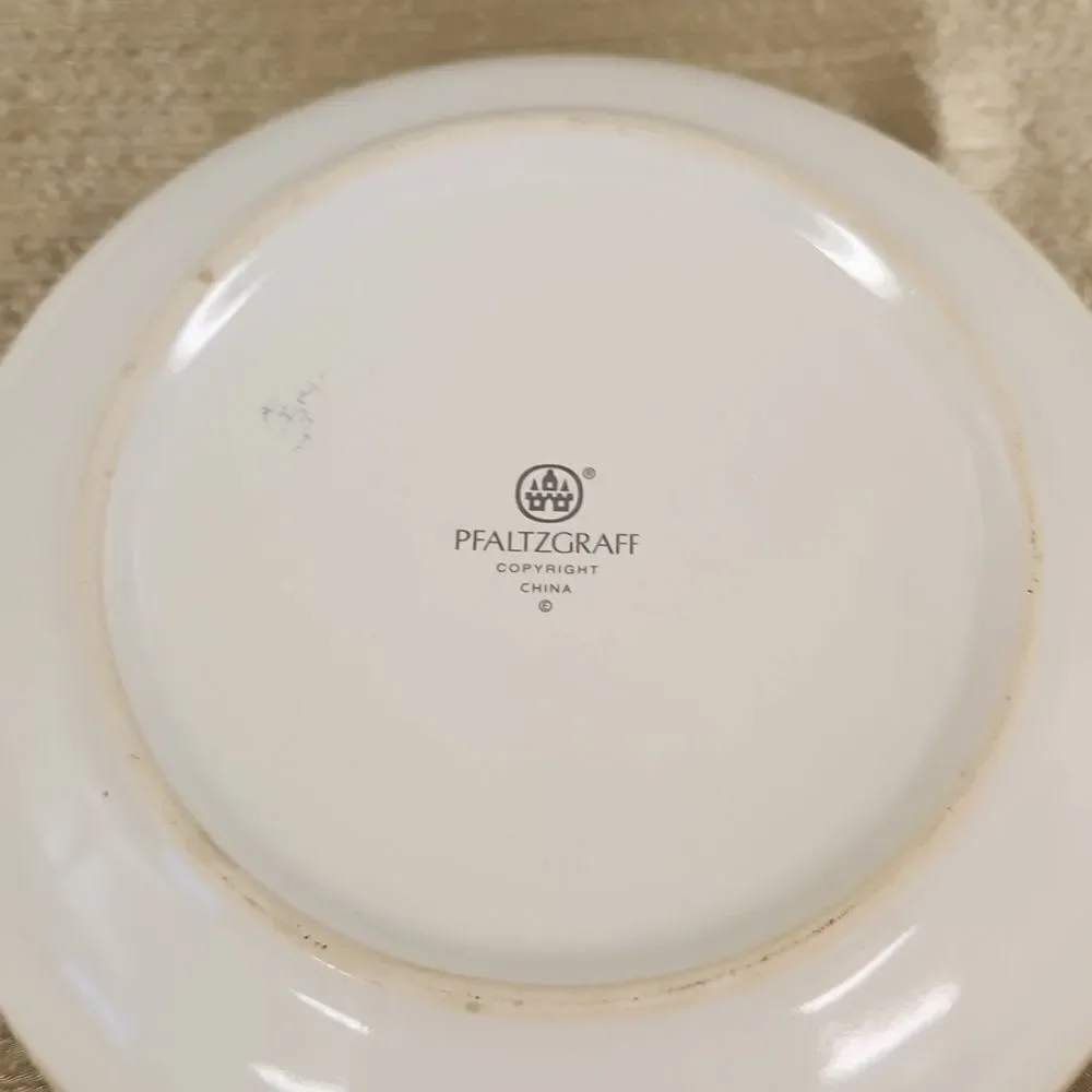 Pfaltzgraff French Quarter Serving Bowl